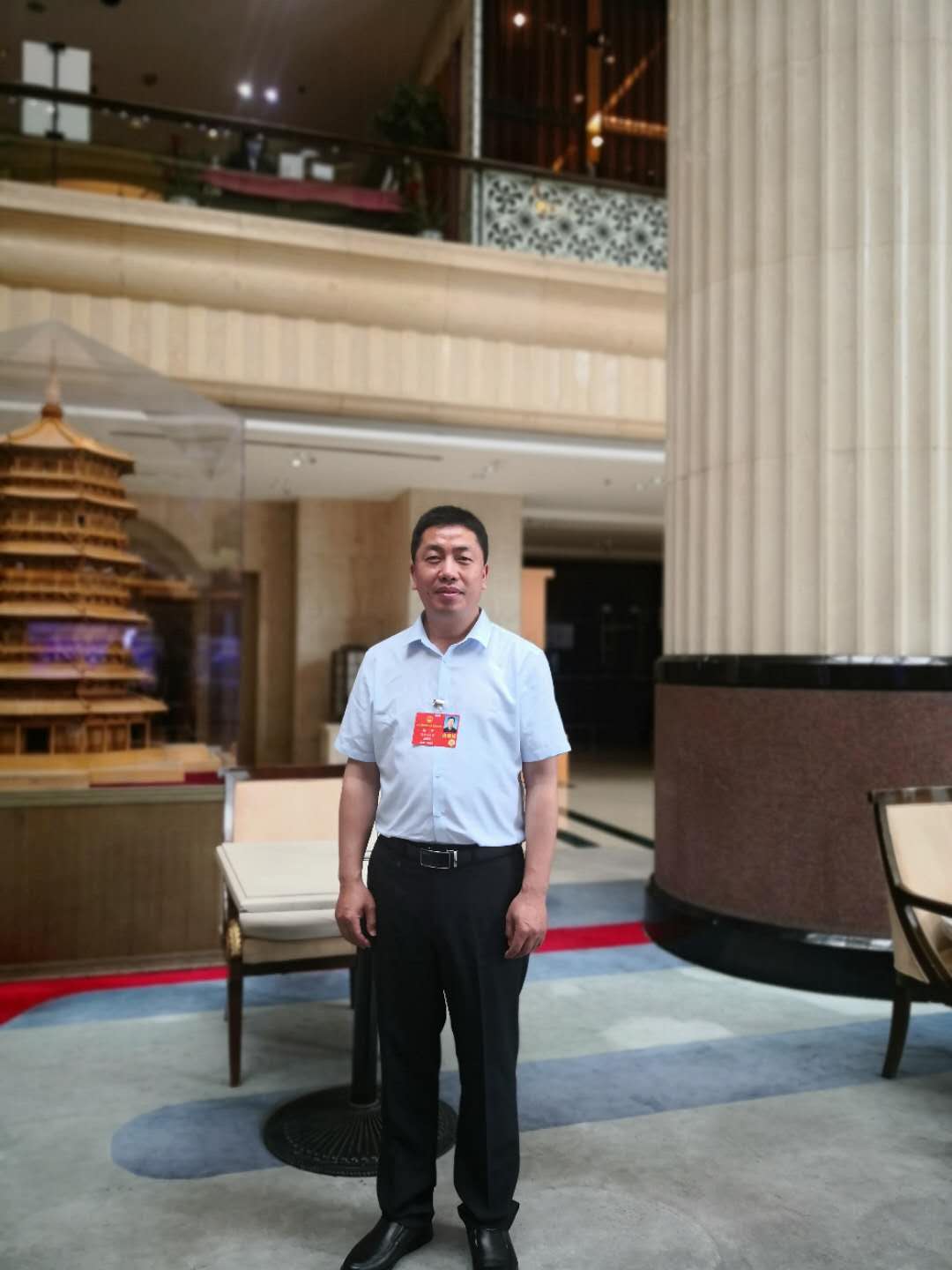 9.全国人大代表、乐投(中国)陕飞部件厂飞机铆接装配钳工赵平 9.全国人大代表、乐投(中国)陕飞部件厂飞机铆接装配钳工赵平