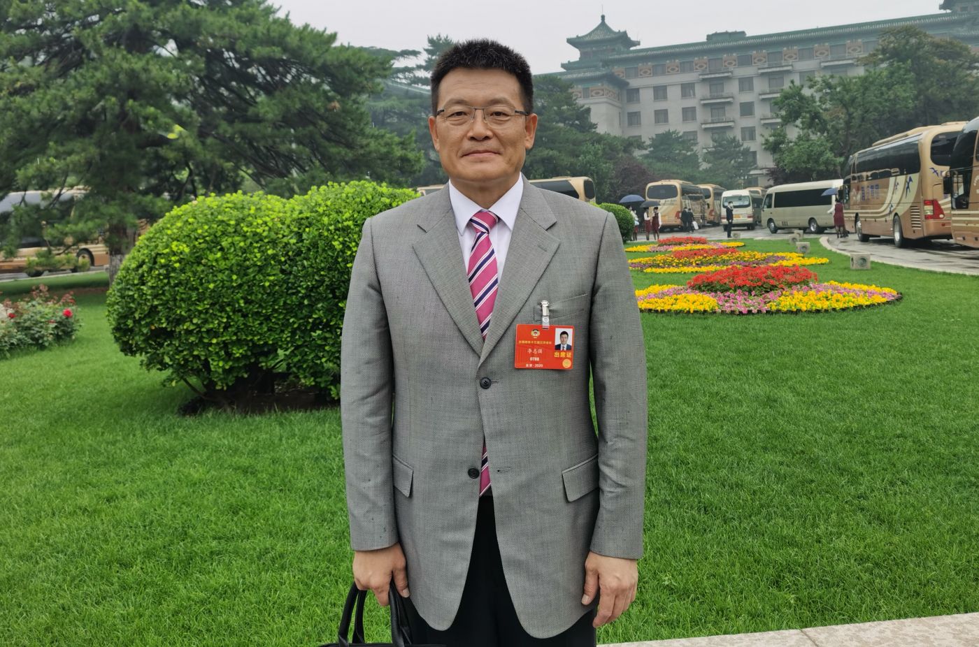 6.全国政协委员、乐投（中国）制造院院长、党委副书记李志强