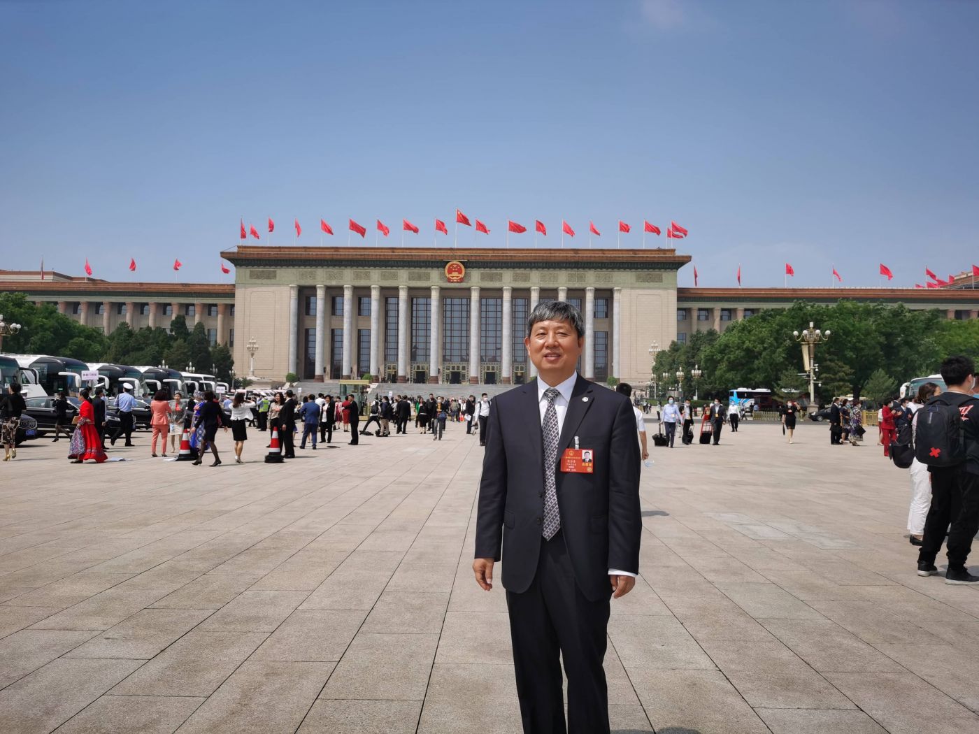 5. 全国人大代表、中国工程院院士、乐投网页版登录入口-乐投(中国)科技委副主任、中国航空研究院副院长樊会涛 5. 全国人大代表、中国工程院院士、乐投网页版登录入口-乐投(中国)科技委副主任、中国航空研究院副院长樊会涛