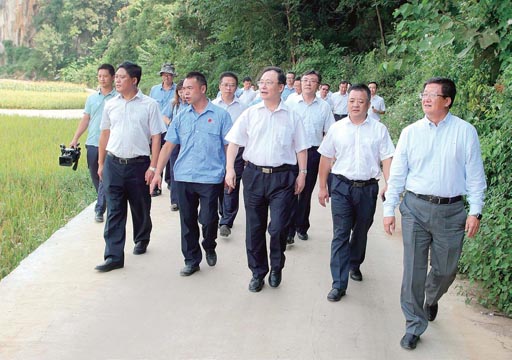 徐福顺到乐投（中国） 定点扶贫县开展调研